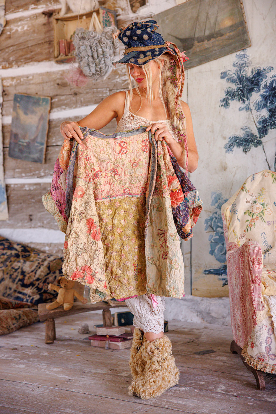 Piecewise Crop Dashi Kimono in Wonderland by Magnolia Pearl