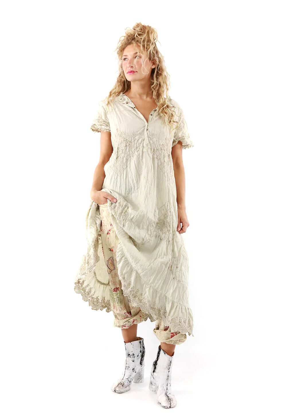 Anna Grace Embroidered Dress by Magnolia Pearl