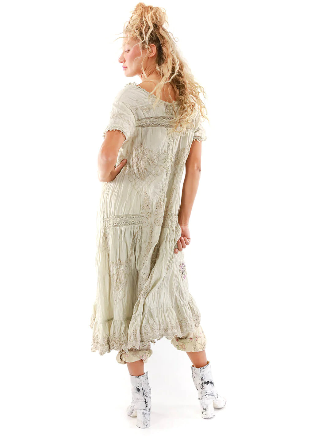Anna Grace Embroidered Dress by Magnolia Pearl