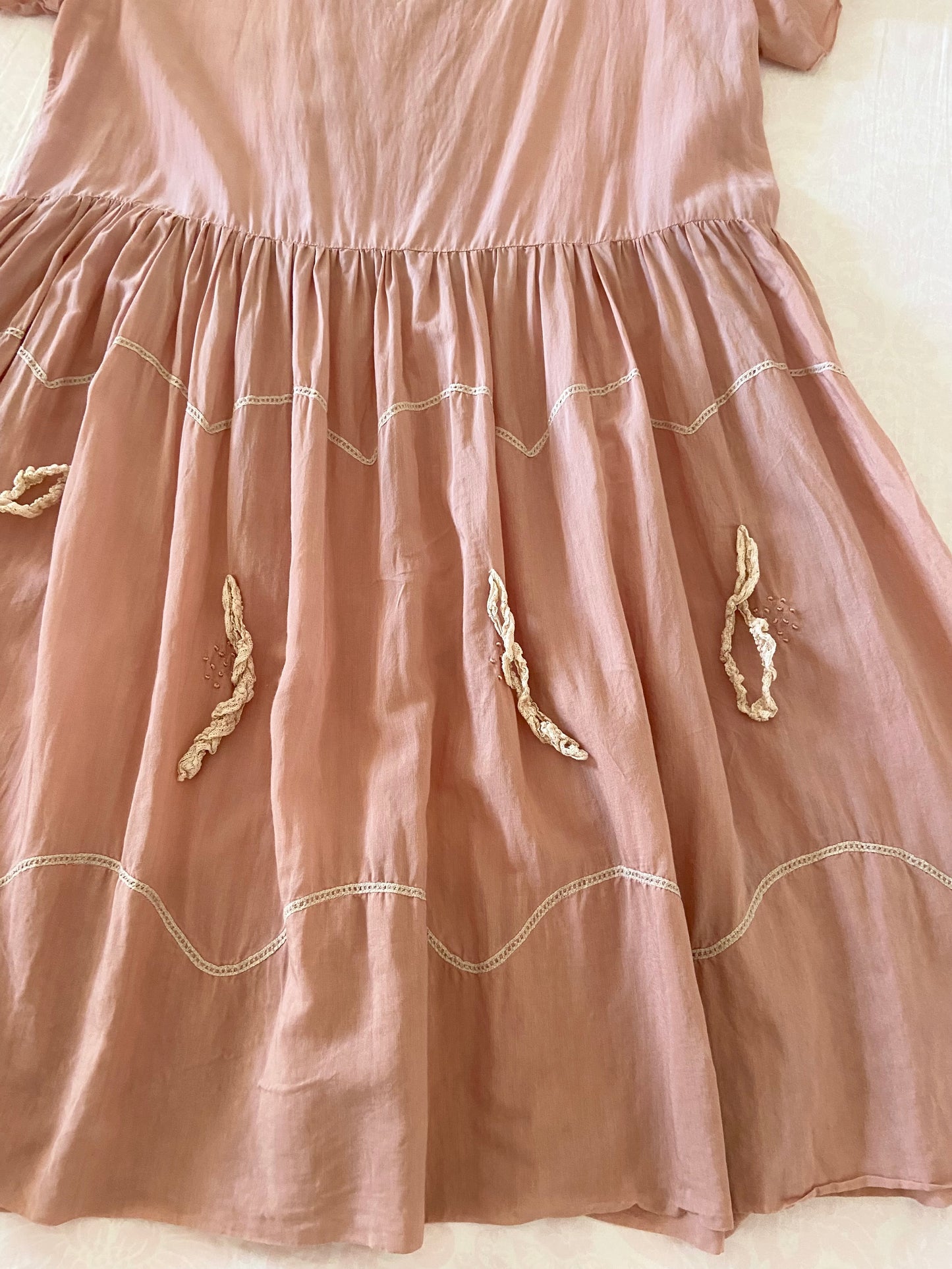 Loren Dress in Anemone by Magnolia Pearl