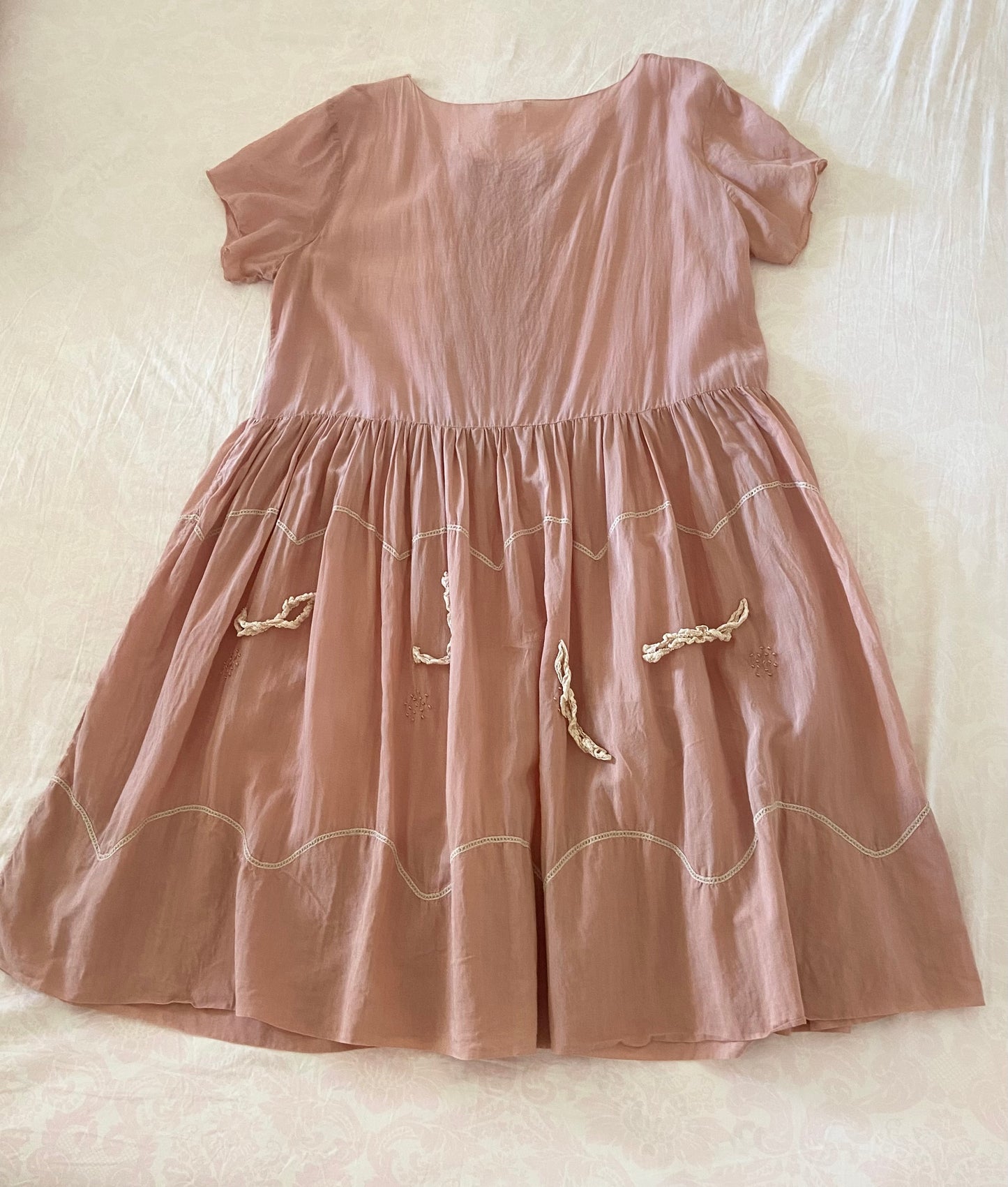 Loren Dress in Anemone by Magnolia Pearl