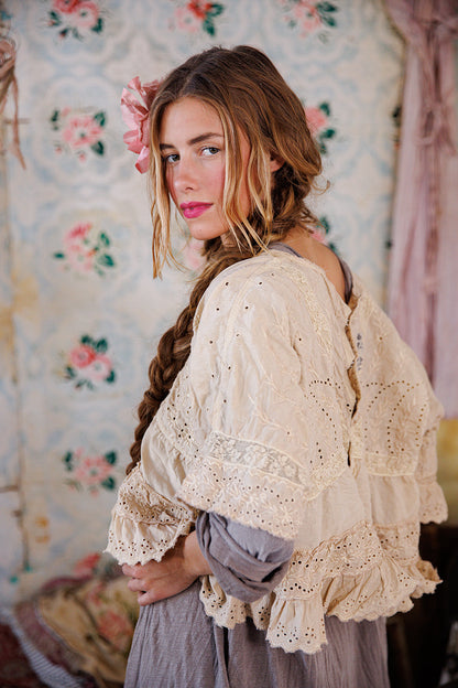 Eyelet Rosemary Blouse in Aged by Magnolia Pearl